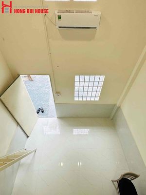 Rent the underprivileged Office in Central Light Park.