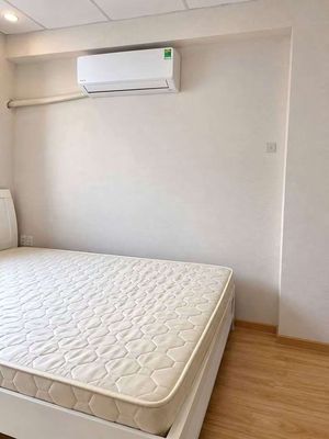 Only 10 million owned two bedrooms. Lê Văn Duyệt.