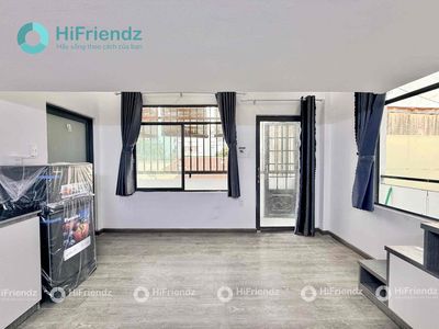 - 35 M2 - full furniture - private washing machine right up the logbook.