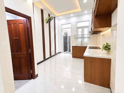 Rent room 4 million and 5 – 46/10 Nguyễn Cửu Vân-7* 17 Bình Thạnh