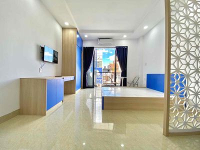 Room one bedroom, two bedrooms with balcony, private washing machine at Bình Thạnh.