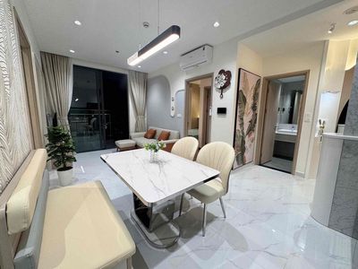 Rent 3 bedroom 2 toilets, 74 feet full of furniture, I'll take it. It costs 23 million a month.