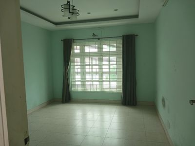 Rent a Gò cát front house, 120 meters, 6 million 500.