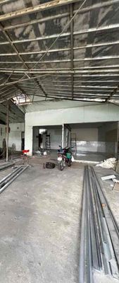 Rent a fourth grade house. 11th Street. 6 meters x 20 meters. At 7 million.