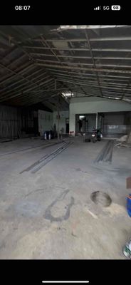 Rent a fourth grade house. 11th Street. 6 meters x 20 meters. At 7 million.
