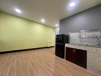 The 25-foot hotel is now free of Niurka Lien and Honglan.