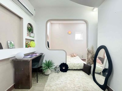 A private bedroom. Form a search room.
