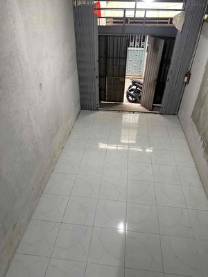 Rent the original house 3 x 12 meters on guard