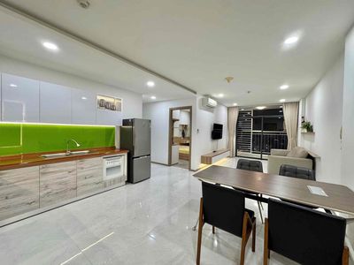 Just 99 percent, cool, clear view of the river, 109 m2 3 balcony, stay in the middle.