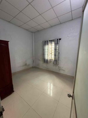 Rent the whole three bedrooms.