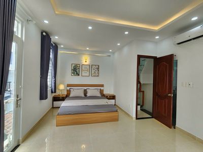 Rent a two-to-one-Zqz-1, 5 x 8 meters 3rd floor bedroom for 18 million