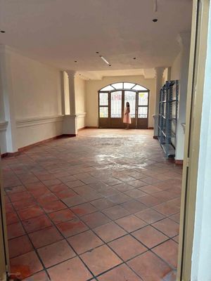 Rent the original Huỳnh Tấn Phát district 7 125 meters of sidewalk 7 meters