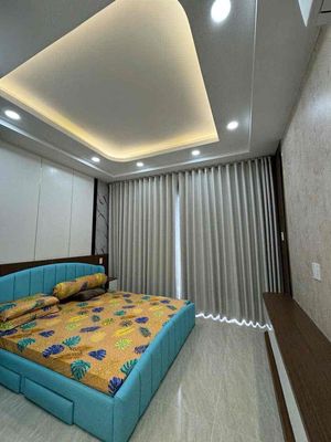 Rent a five-story Nguyễn Văn Đậu-Xumen 6 Bình Thạnh 40 million a month