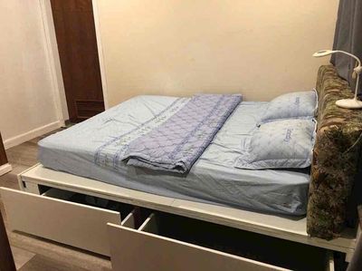 Rent an apartment. A room with an English apartment. Two fines.