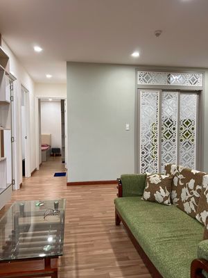 Rent three view 1 bedrooms full of furniture.