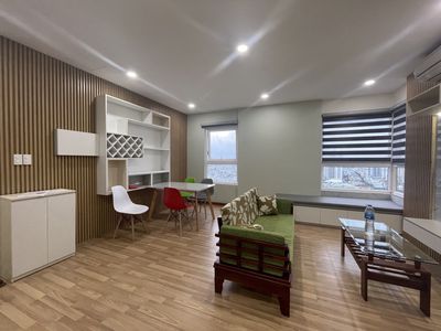 Rent three view 1 bedrooms full of furniture.