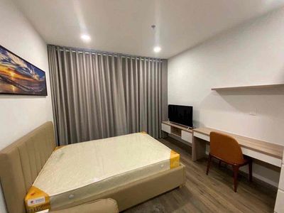 Rent the The Pegasuite studio 2 – 8 full interior district