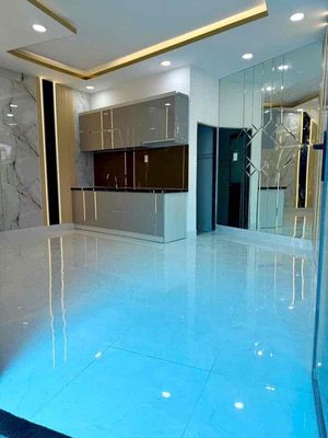 Rent the original Huỳnh Tấn Phát-- 7th county at 9.5 million a month.