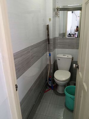 front of Tang ground for renting Hồng Lạc 0110 tb