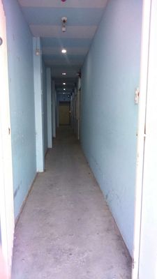 The boarding room is at Ping Zhao's market, secure, clean.