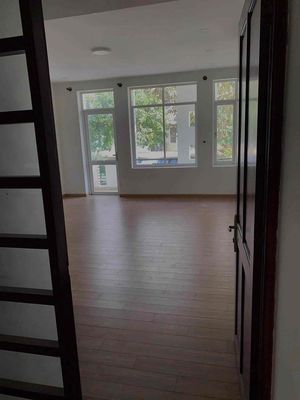 Nice three-story house in Himlam.