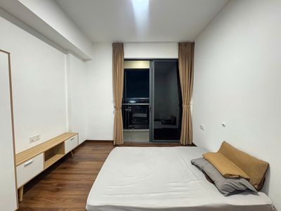 It's the owner who rents the apartment 27 m mpm6, which is 1.7 million.