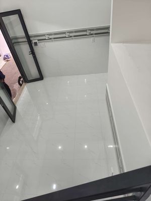 Rent the original Phú Thuận new house.