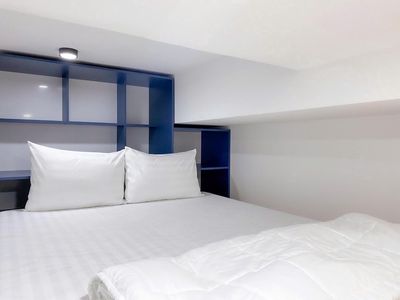 Nice room - kv Hồ Văn Huê near University of China Sen