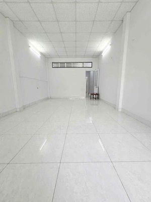 Rent an alley 8 M Hòa Bình near the richtasr building [4 m x 20 m] 4 bedroom