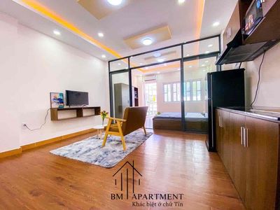 Rent a 40-foot service apartment. A super-split balcony bedroom.
