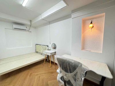 We're empty now. Two bedrooms.