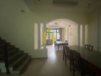 Rent the 10 X16 M 3th floor 5 room - 40 million wide
