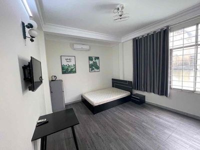 studio full interior, super window - Nguyễn Trọng Tuyển, Phú Nhuận