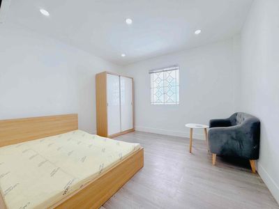 One bedroom.