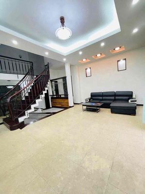 Rent the original Bà Điểm base.