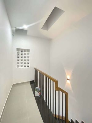 Lê Đức Thọ front 2 floors down by 3.
