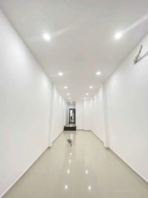 Lê Đức Thọ front 2 floors down by 3.