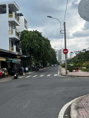 7 million_4 x13 m guard throughout mt Hiền Vương_to rent Tân Phú district