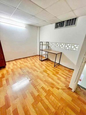 415 M floats have two bedrooms. A flat in the alley. Cartrill, which costs 8 million.