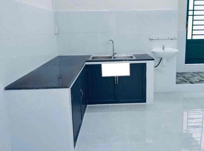 Nice new house, average prices, 1 st floor, N. Cold engine failure, nn machine OK