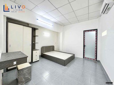 It's the owner of the RlS and a Phan Đăng Lưu Phú Nhuận bedroom.