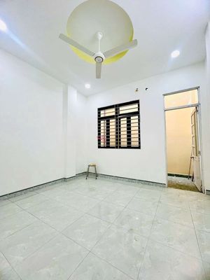 Business cash house