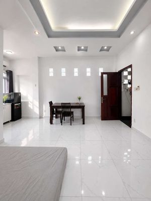 Full interior - close to vlu, uth, hutech - fine studio