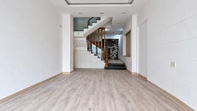 Let's rent the whole place - Bàu Cát 3 Front 4 x 15 m / 5 bedrooms 25 million a month