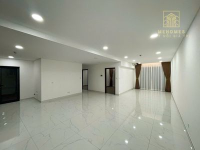 Diamond 112 M2 basic interior, lease 18 million, blank.
