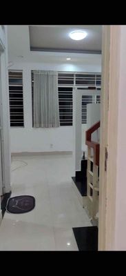 Rent the original house 50 M2 Lê Văn Sỹ from the 3rd floor bedroom