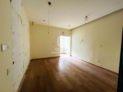 Two months -- Cao Thắng Front House, District 3 -- 4.3 x20 meters, 5 floors.
