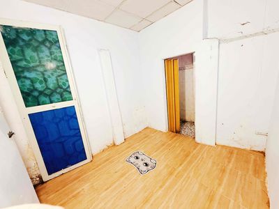 Rent the District Room 10 dollars.