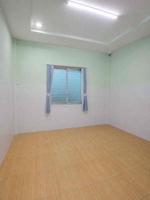 It's the owner of a Nguyễn Duy house. 9 District 8 costs 12 million for a little brother.