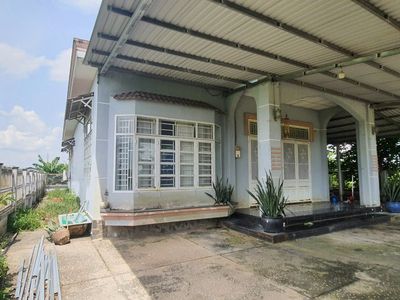 the owner of the home which rents the .306 mm2 warehouse at Củ Chi